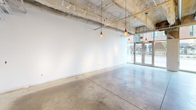 747 N College Ave, Indianapolis, IN à louer Photo intérieure– Image 2 sur 5