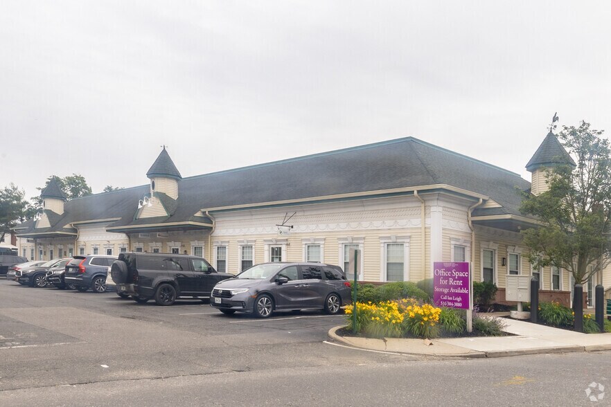 222 Rockaway Tpke, Cedarhurst, NY à louer - Photo principale – Image 1 sur 1