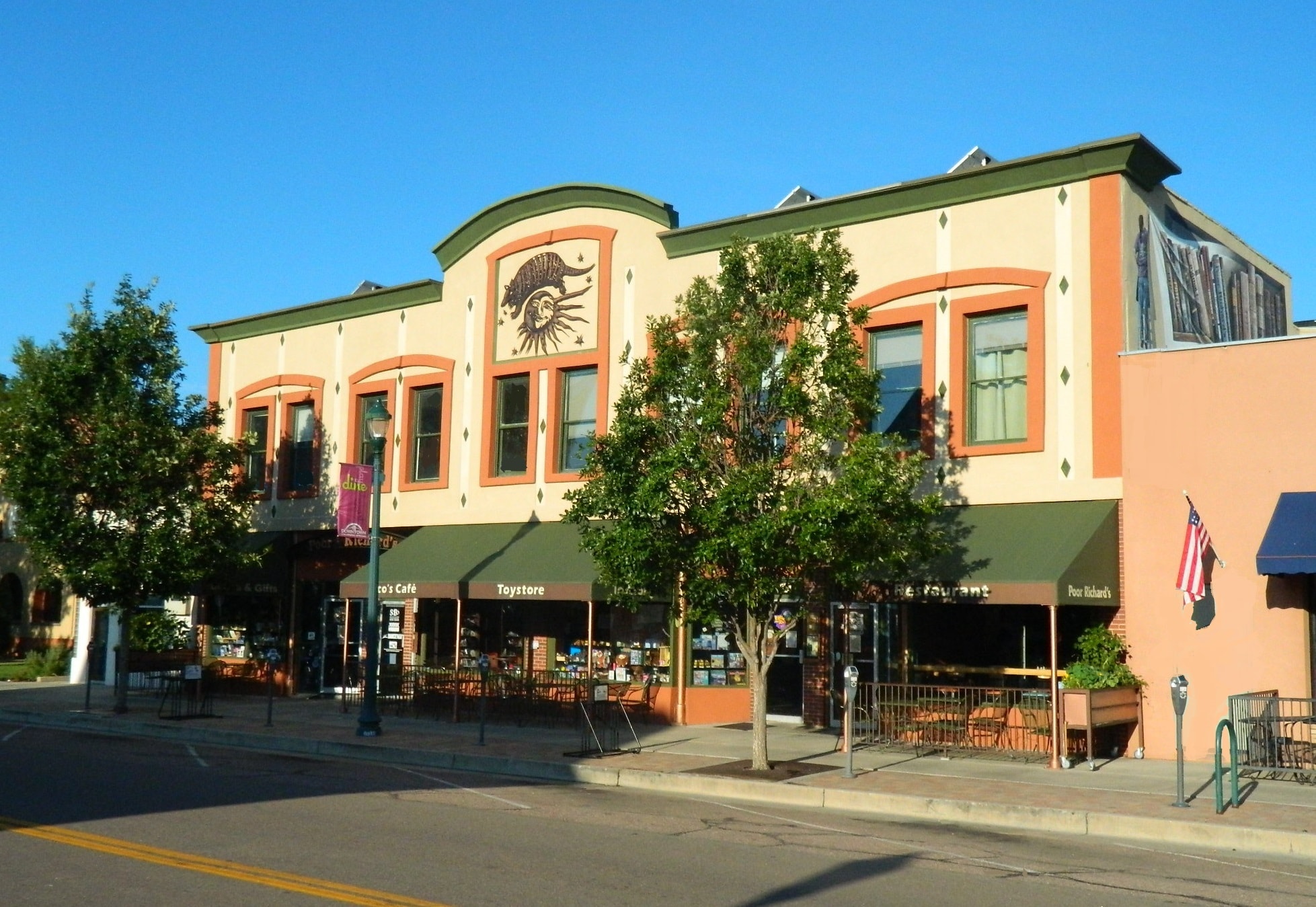 320-324 N Tejon St, Colorado Springs, CO à louer Photo de l’immeuble– Image 1 sur 1