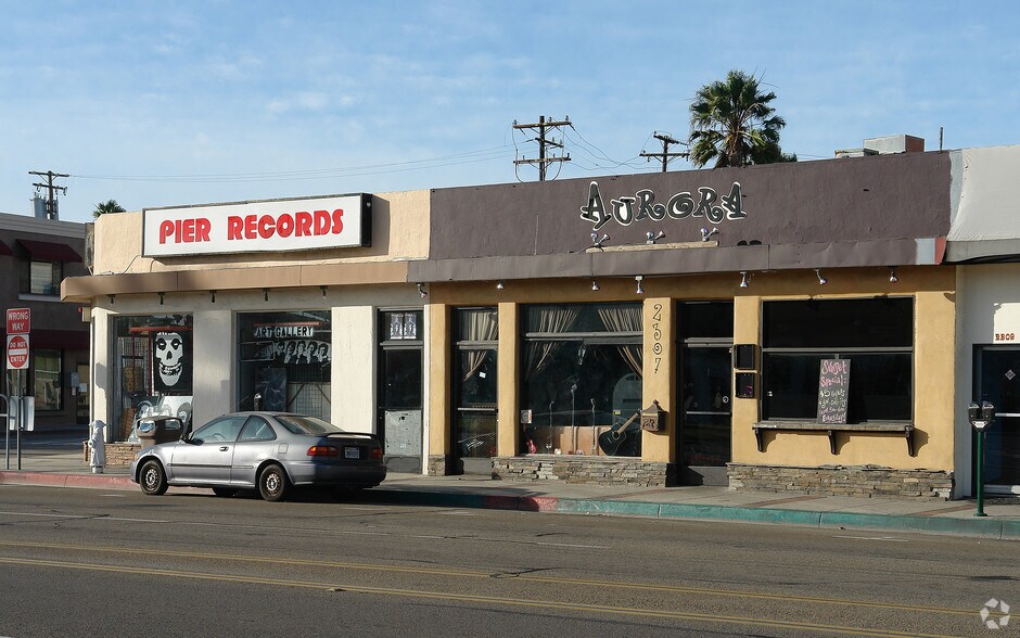 2301-2307 W Balboa Blvd, Newport Beach, CA à louer - Photo de l’immeuble – Image 2 sur 19