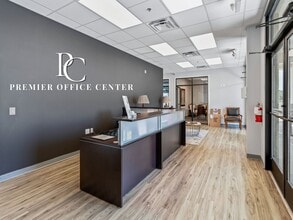 3990 E SR 44, Wildwood, FL à louer Hall d’entrée– Image 2 sur 18