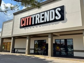 4901 Palm Beach Blvd, Fort Myers, FL à louer Photo intérieure– Image 2 sur 7