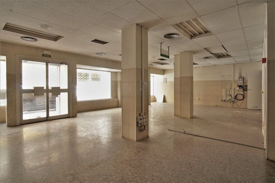 Local commercial dans Elda, Alicante à vendre - Photo intérieure – Image 1 sur 10