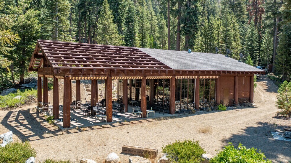 65745 Big Meadows Road, Kings Canyon National Pk, CA à vendre - Photo principale – Image 1 sur 62