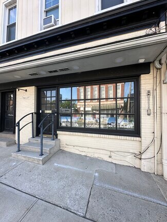 Plus de détails pour 2 S Main St, Woodstown, NJ - Local commercial à louer