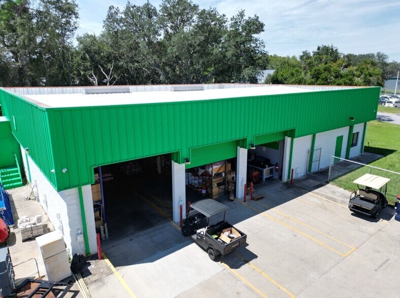 30470 Commerce Dr, San Antonio, FL à louer - Photo de l’immeuble – Image 3 sur 4