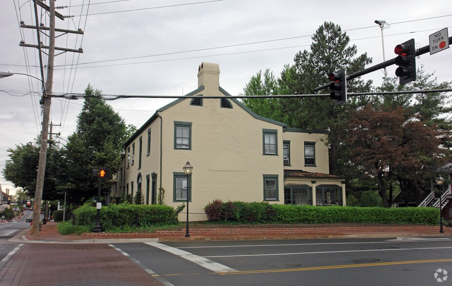 10364-10370 Main St, Fairfax, VA à vendre - Photo principale – Image 1 sur 13