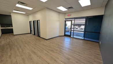 5024 S Ash Ave, Tempe, AZ à louer Photo intérieure– Image 2 sur 4