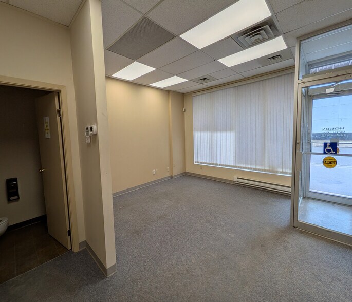 1215 Halifax St, Regina, SK à louer - Photo intérieure – Image 3 sur 3
