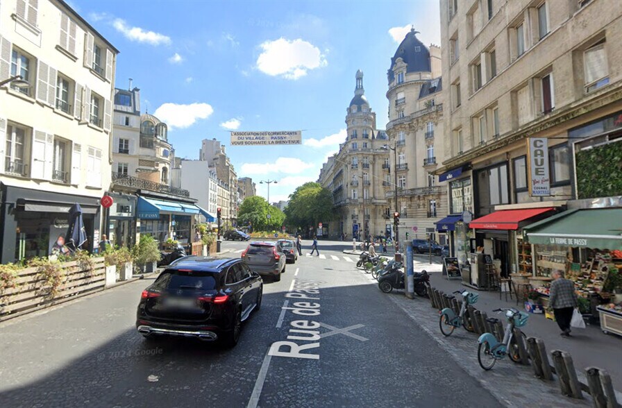 Local commercial dans Paris à louer - Photo de l’immeuble – Image 2 sur 2