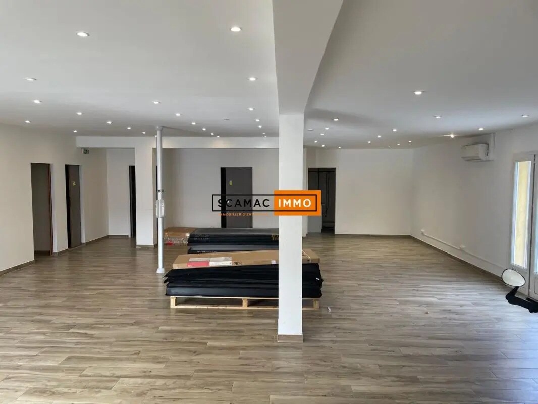 Bureau dans Carqueiranne à louer Photo intérieure– Image 1 sur 10