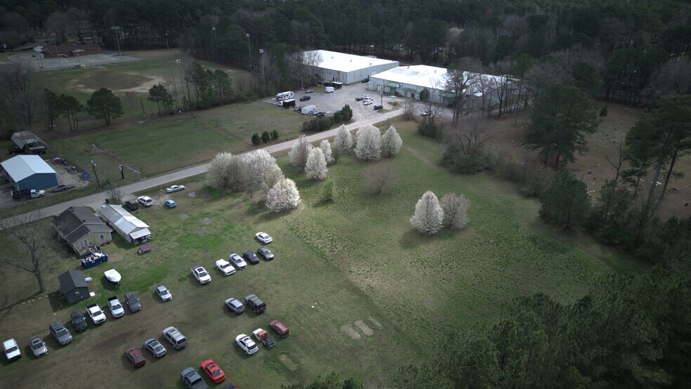36 E Edgerton St, Smithfield, NC à louer - Photo de l’immeuble – Image 3 sur 10
