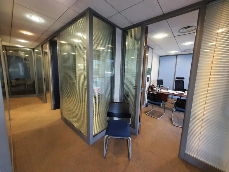 Bureau dans Montpellier à vendre - Photo de l’immeuble – Image 1 sur 7