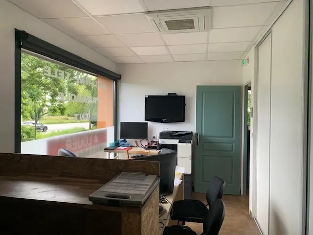 Bureau dans Anglet à louer - Photo de l’immeuble – Image 2 sur 7