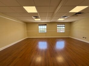 4828 W Gandy Blvd, Tampa, FL à louer Photo intérieure– Image 2 sur 16