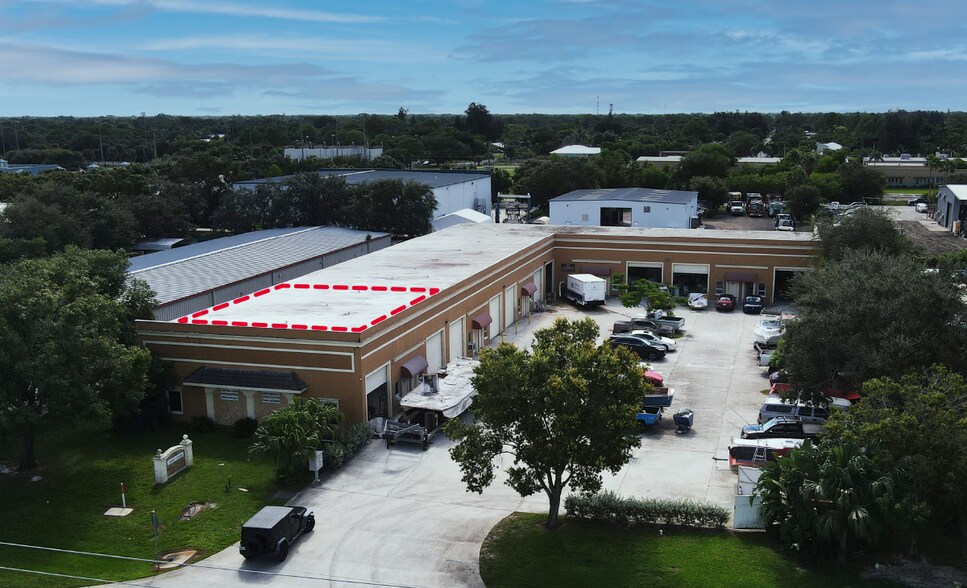 3330-3382 SE Gran Park Way, Stuart, FL à louer - Photo de l’immeuble – Image 3 sur 7