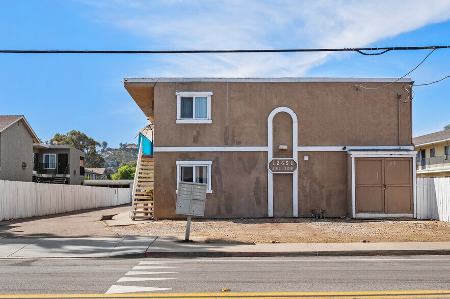 12651 Laurel St, Lakeside, CA à vendre - Photo de l’immeuble – Image 3 sur 15