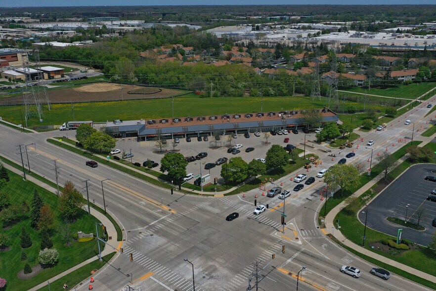 1103-1165 Weiland Rd, Buffalo Grove, IL à louer - Photo de l’immeuble – Image 2 sur 16