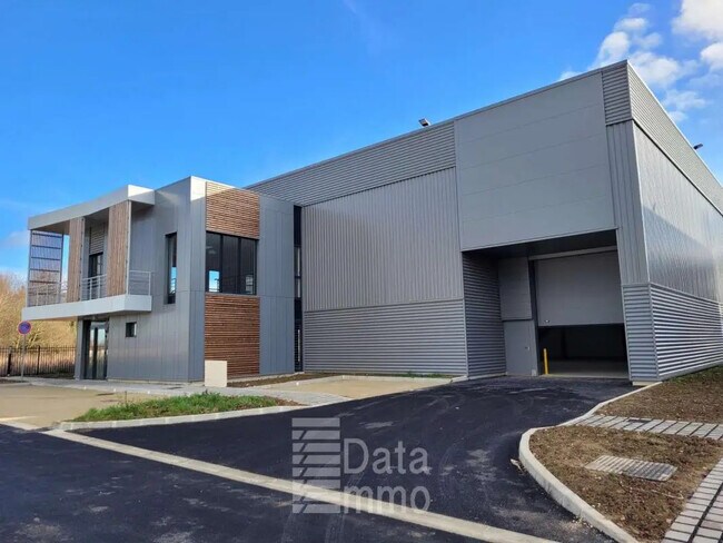 Plus de détails pour Industriel/Logistique à louer