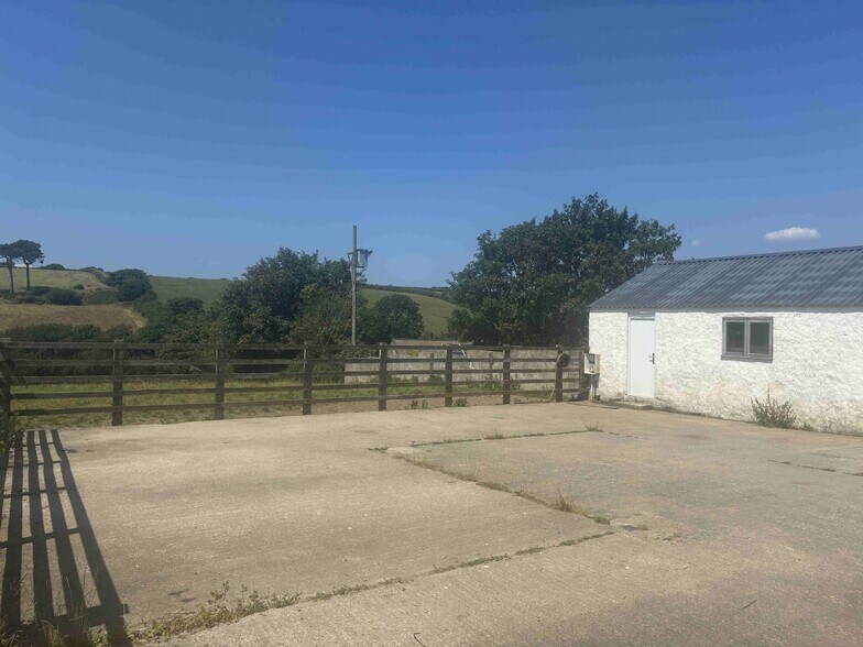 B3288, Truro à louer - Photo de l’immeuble – Image 3 sur 4
