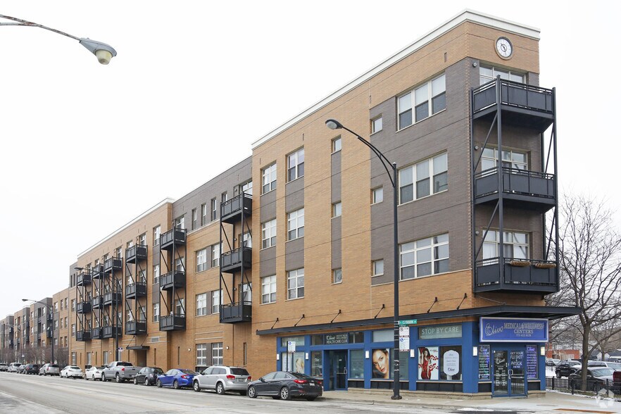 2901 N Clybourn Ave, Chicago, IL à louer - Photo de l’immeuble – Image 3 sur 5