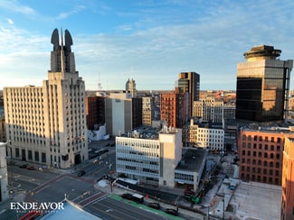 Plus de détails pour 44 Exchange Blvd, Rochester, NY - Bureau/Local commercial à louer