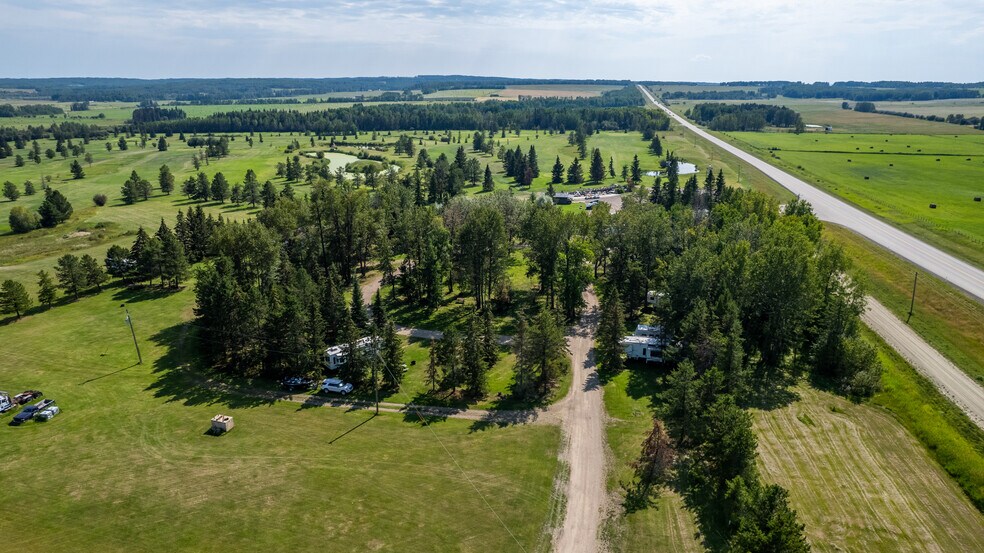 454065 Hwy 22, Alder Flats, AB à vendre - Aérien – Image 2 sur 4