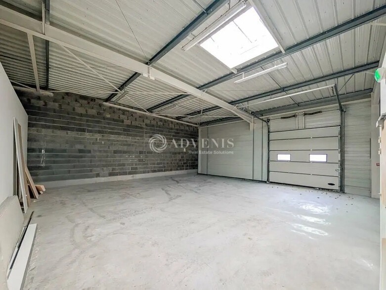 Local d’activités dans Taden à louer - Photo intérieure – Image 3 sur 12