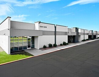 Plus de détails pour 2201-2219 E University Dr, Phoenix, AZ - Industriel/Logistique à louer