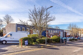 Plus de détails pour Barningham Way, Londres - Industriel/Logistique à louer