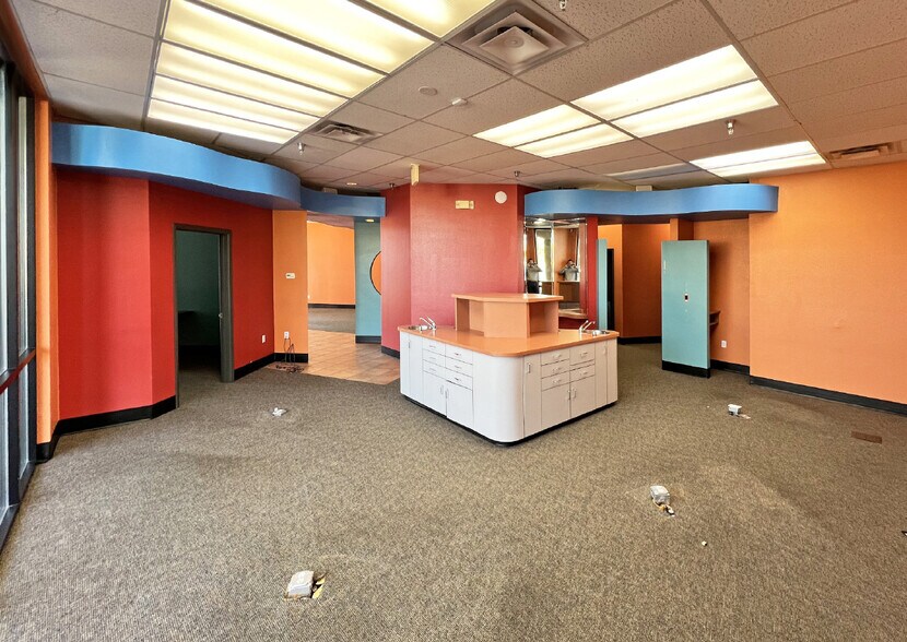 6911 Taylor Ranch Rd NW, Albuquerque, NM à louer - Photo de l’immeuble – Image 3 sur 9