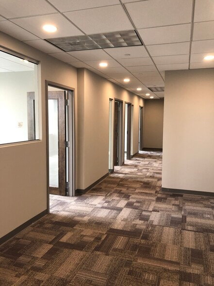 755 Commerce Dr, Decatur, GA à louer - Photo intérieure – Image 3 sur 19