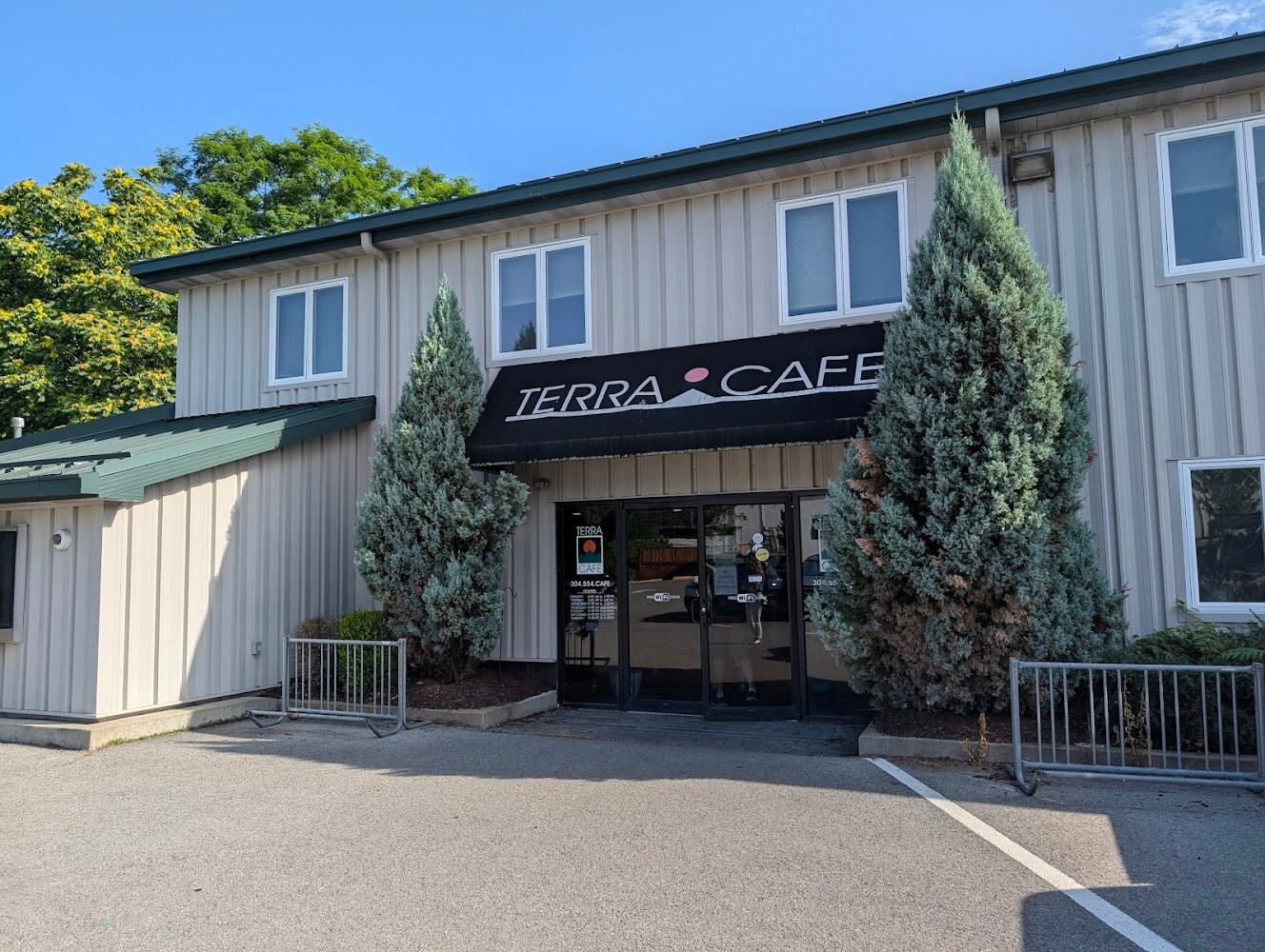 425 Industrial Ave, Morgantown, WV à vendre Photo principale– Image 1 sur 9