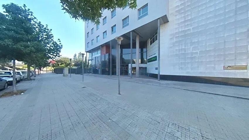 Mollet del Vallès, BAR 08100 - Lot - - - Photo intérieure - Image 2 of 14
