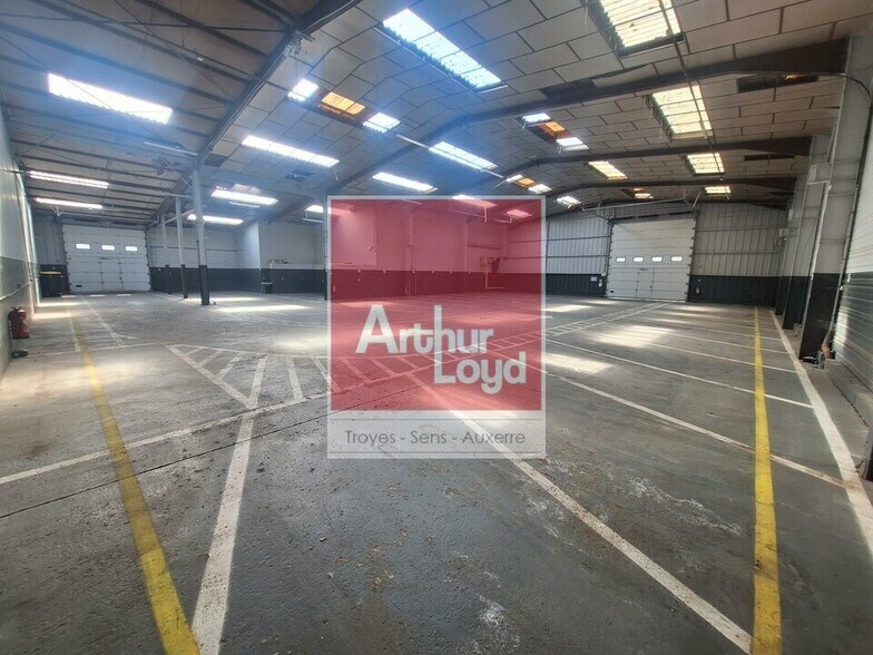 Industriel/Logistique dans Auxerre à vendre - Photo intérieure – Image 1 sur 4