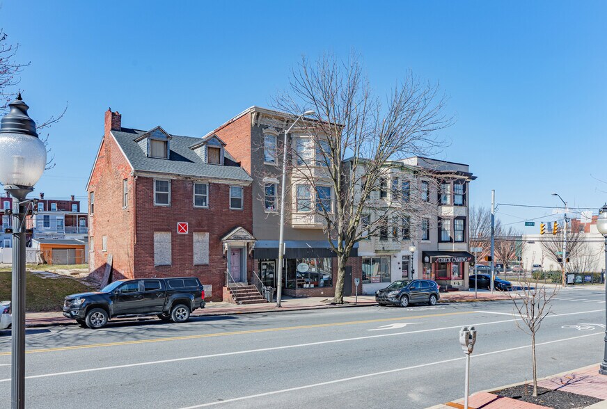 304 S George St, York, PA à vendre - Photo de l’immeuble – Image 2 sur 2