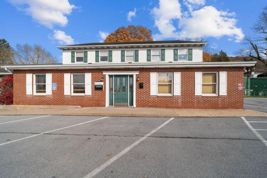 502 Park Ave, Clearfield, PA à vendre - Photo principale – Image 1 sur 10