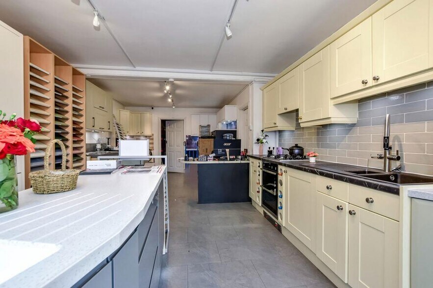 51-53 Donkin Hl, Reading à louer - Photo de l’immeuble – Image 3 sur 11