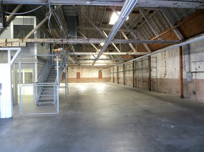 2812 S Main St, Los Angeles, CA à louer Photo intérieure– Image 2 sur 5
