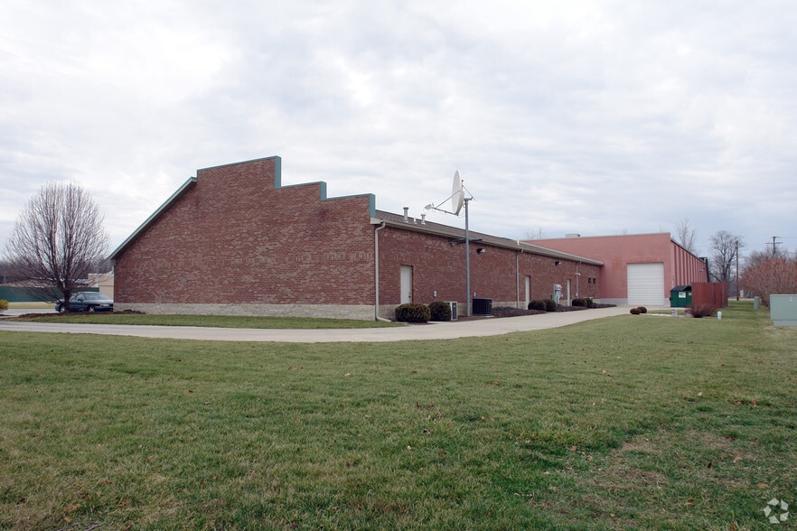 7701 W Kilgore Ave, Yorktown, IN à louer - Photo de l’immeuble – Image 2 sur 2