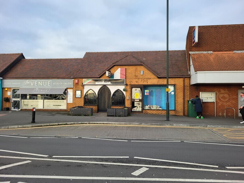 270 Wallisdown Rd, Bournemouth à louer - Photo de l’immeuble – Image 2 sur 3