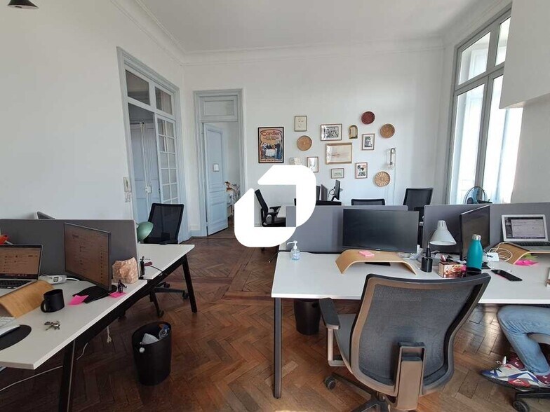 Bureau dans Bordeaux à louer - Photo intérieure – Image 2 sur 7