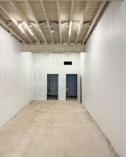 142 N Franklin St, Hempstead, NY à louer Photo intérieure– Image 2 sur 3