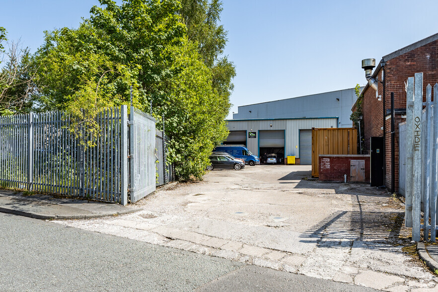 Kenwood Rd, Stockport à vendre - Photo de l’immeuble – Image 2 sur 3
