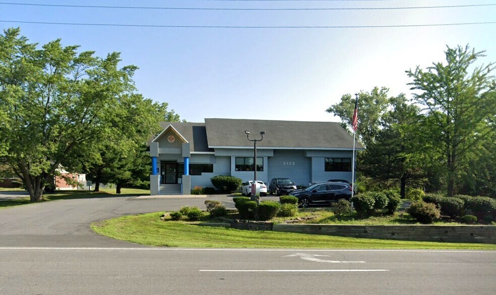 2123 River Rd, Schenectady, NY à vendre - Photo de l’immeuble – Image 3 sur 6