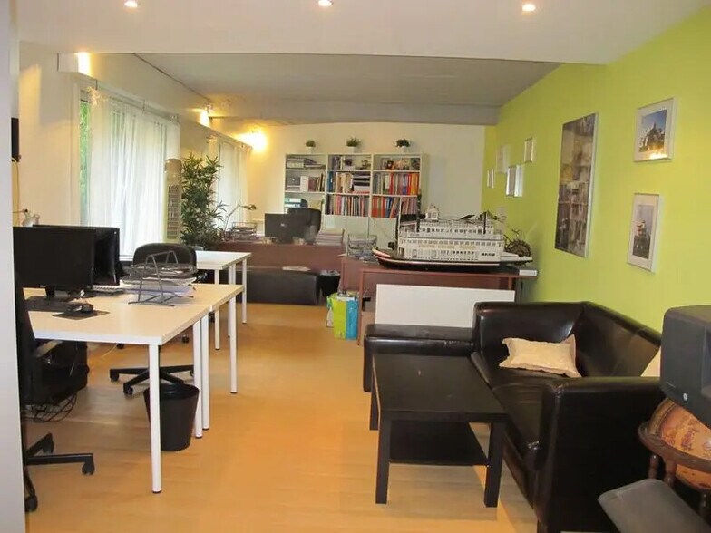 Bureau dans Boulogne-Billancourt à louer - Photo de l’immeuble – Image 3 sur 12