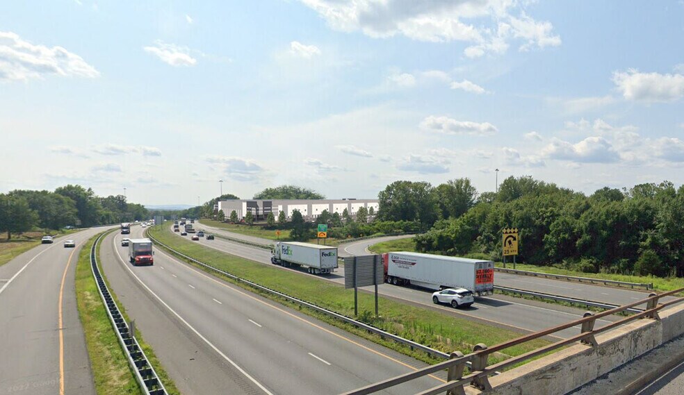 11159 Hopewell Rd, Williamsport, MD à louer - Photo de l’immeuble – Image 2 sur 2