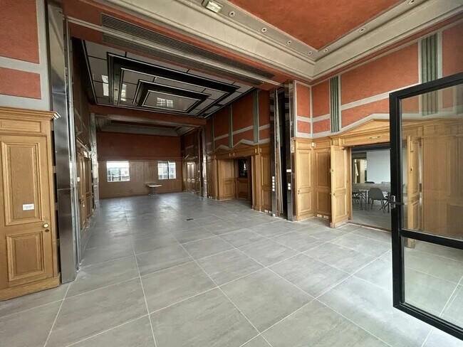 Plus de détails pour Bureau à vendre