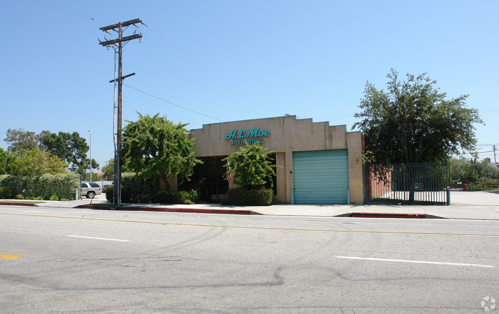 614 W Colorado St, Glendale, CA à louer Photo principale– Image 1 sur 3