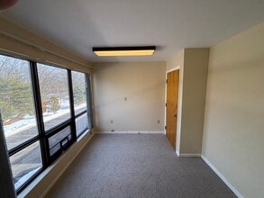 567 Vauxhall St, Waterford, CT à louer Photo intérieure– Image 1 sur 6